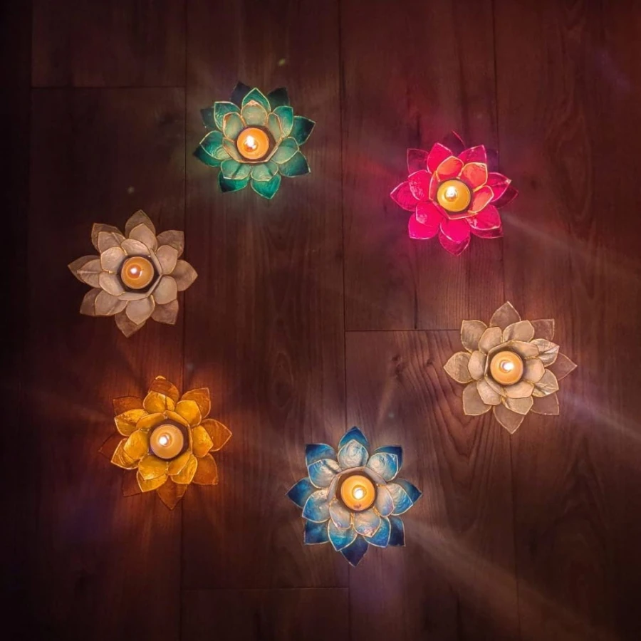 ŚWIECZNIK KWIAT LOTOSU LOTUS Tealight Muszla Capiz Niebieski Akwamarynowy